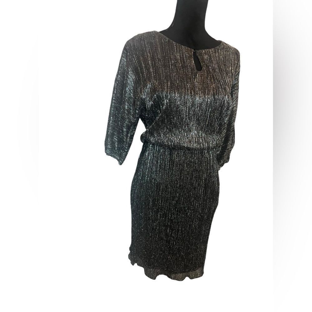 NWT J. TAYLOR METALLIC SPARKLY FLASHY KNEE LENGTH PARTY‎ DRESS WOMENS SIZE 4 - Picture 2 of 10